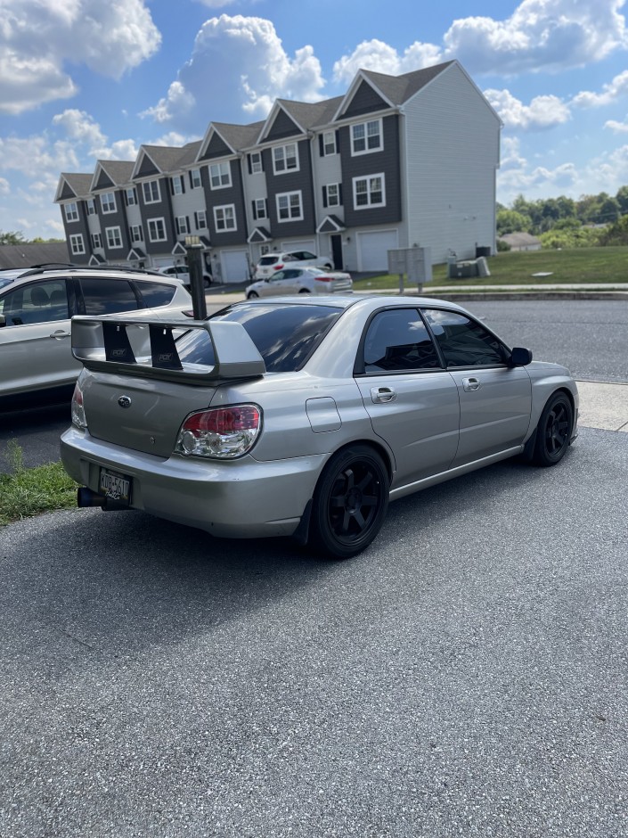 Brandon Travis's 2007 Impreza 2.5i