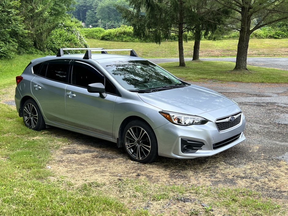 scott R's 2018 Impreza Base