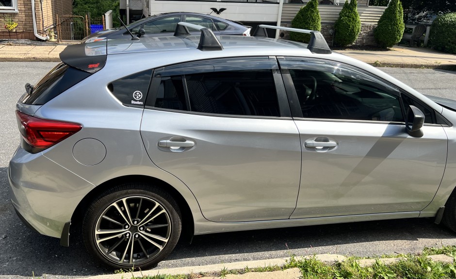 scott R's 2018 Impreza Base