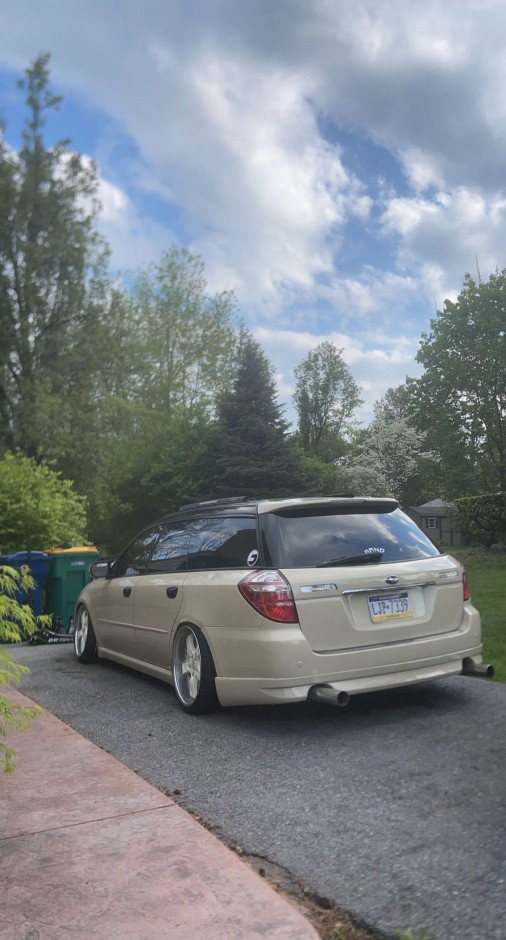 Erik  V's 2005 Legacy 2.5gt limited wagon