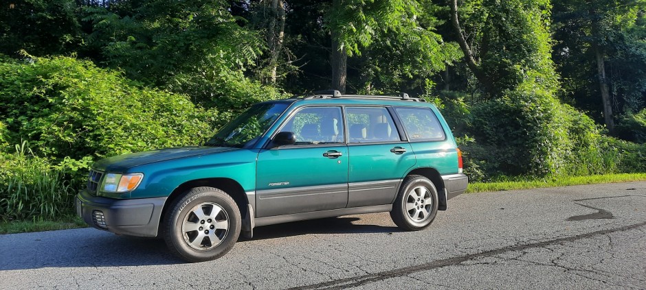 Benjamin  W's 1998 Forester L