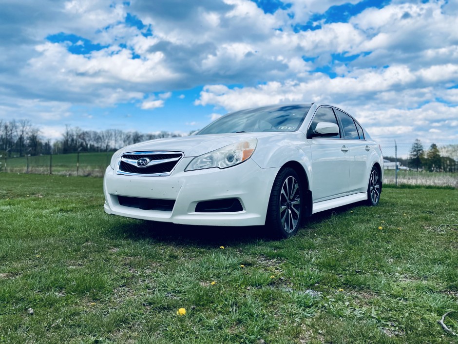 Alexis R's 2012 Legacy 2.5i Premium