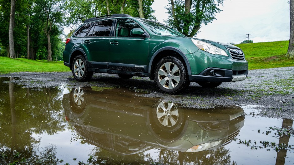 Nina H's 2011 Outback 2.5i Limited