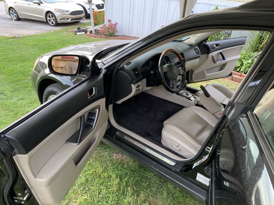 Travis Whitson's 2005 Outback 3.0R LL Bean