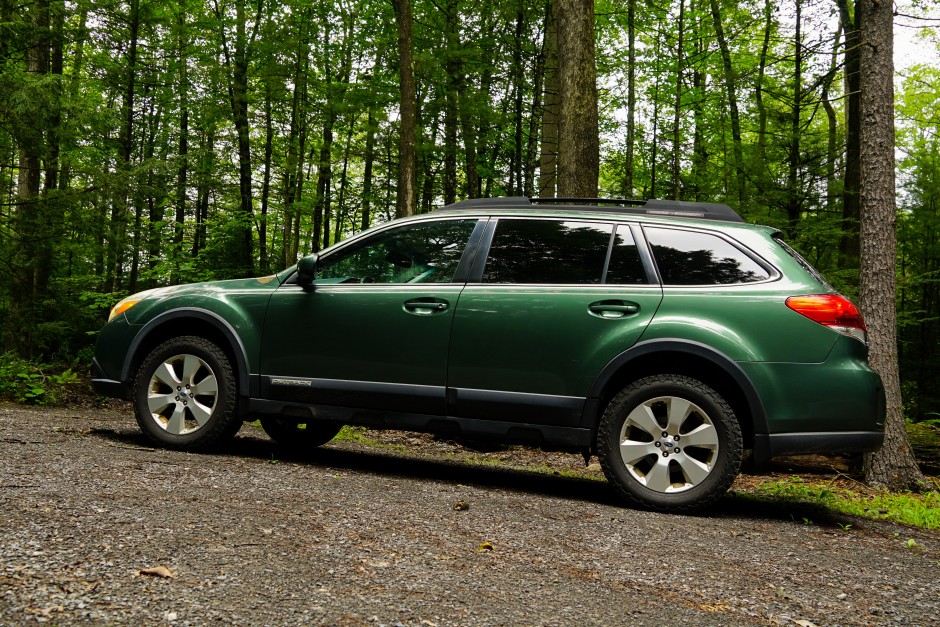 Nina H's 2011 Outback 2.5i Limited