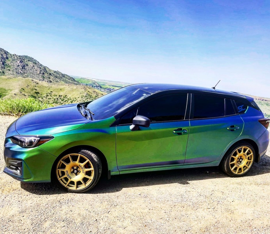 Lindsey T's 2019 Impreza 2.0i hatchback