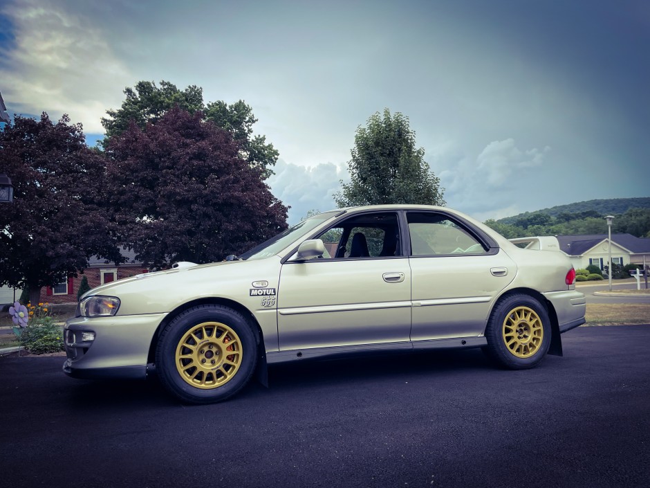 Ryan Y's 2000 Impreza 2.5RS