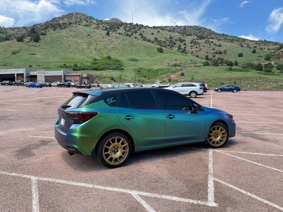 Lindsey T's 2019 Impreza 2.0i hatchback