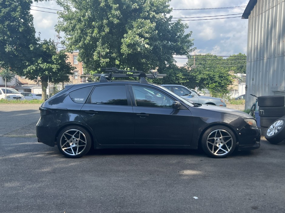 Peter N's 2010 Impreza 2.5i premium hatchba