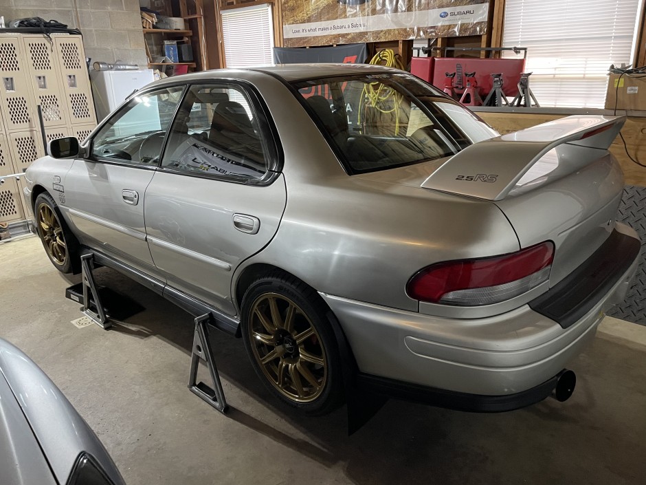 Ryan Y's 2000 Impreza 2.5RS