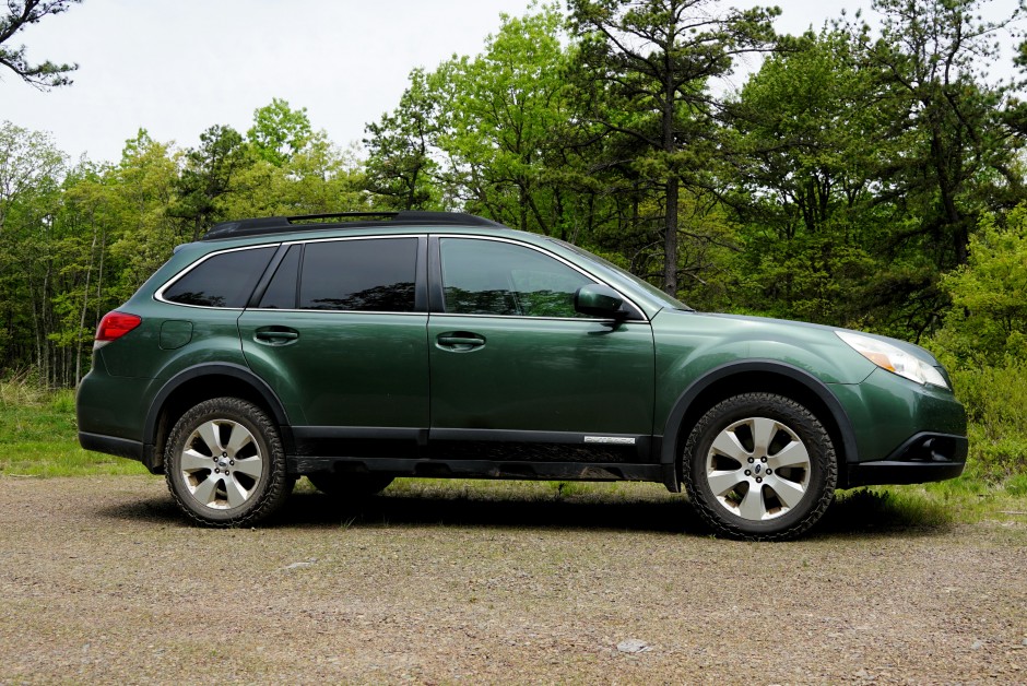 Nina H's 2011 Outback 2.5i Limited