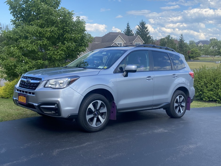 Deanna C's 2018 Forester 2.5i premium 