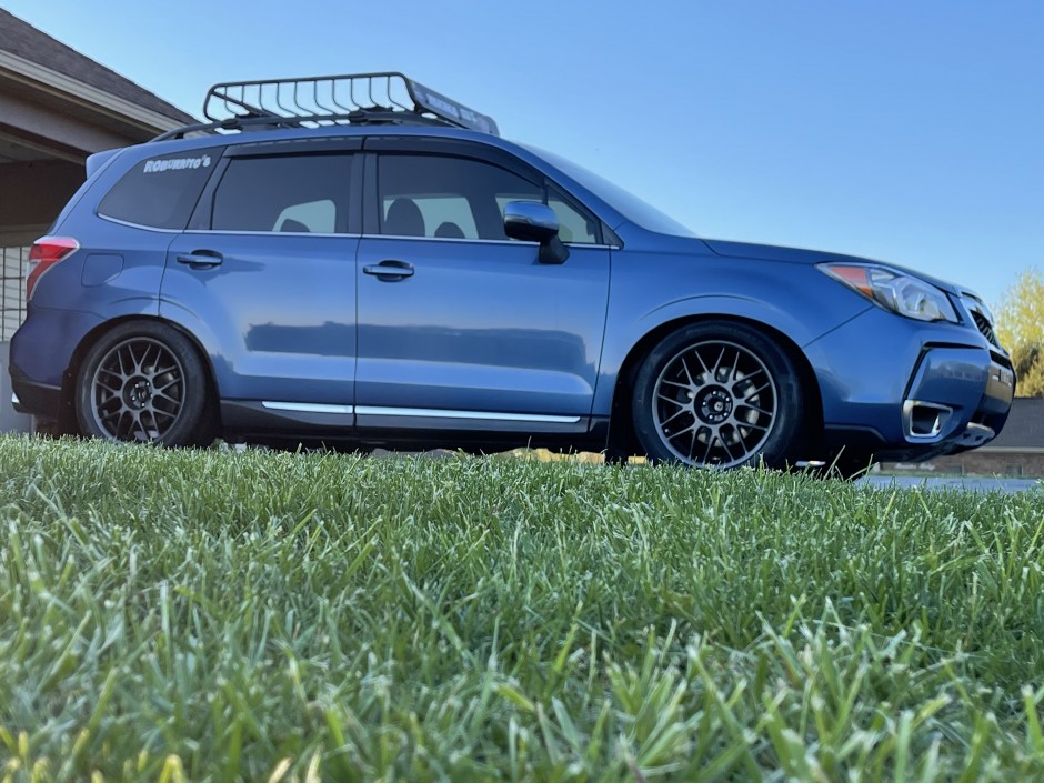 Hunter Zill's 2016 Forester XT touring 