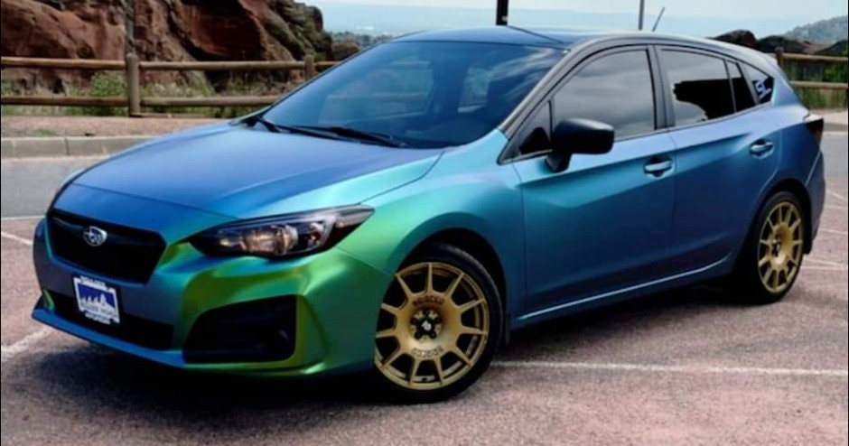 Lindsey T's 2019 Impreza 2.0i hatchback