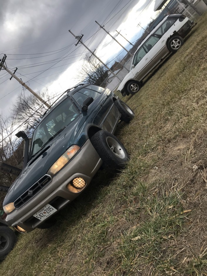 Hayden S's 1999 Outback Limited