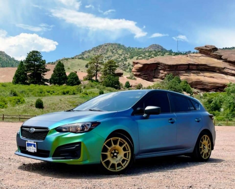 Lindsey T's 2019 Impreza 2.0i hatchback