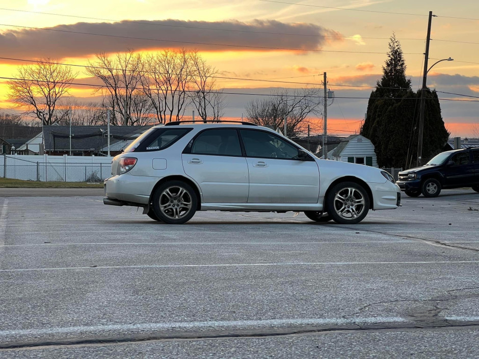 Zach D's 2007 Impreza 2.5i Wagon