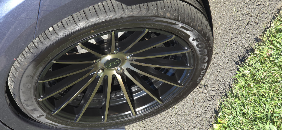 Saliek W's 2014 Legacy 2.5! Sport 