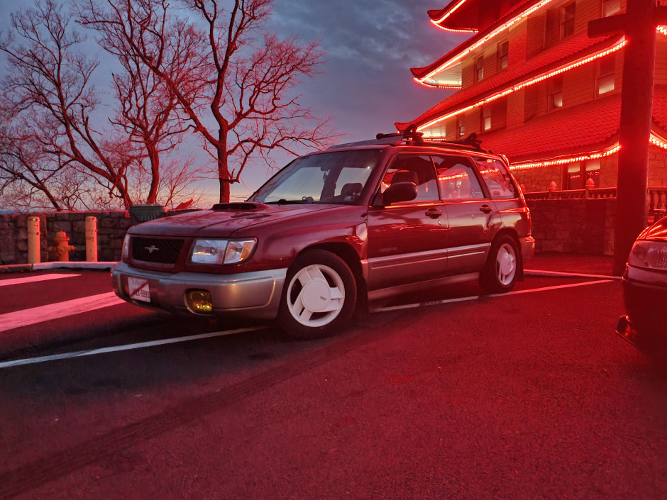 Maxwell E's 1998 Forester S