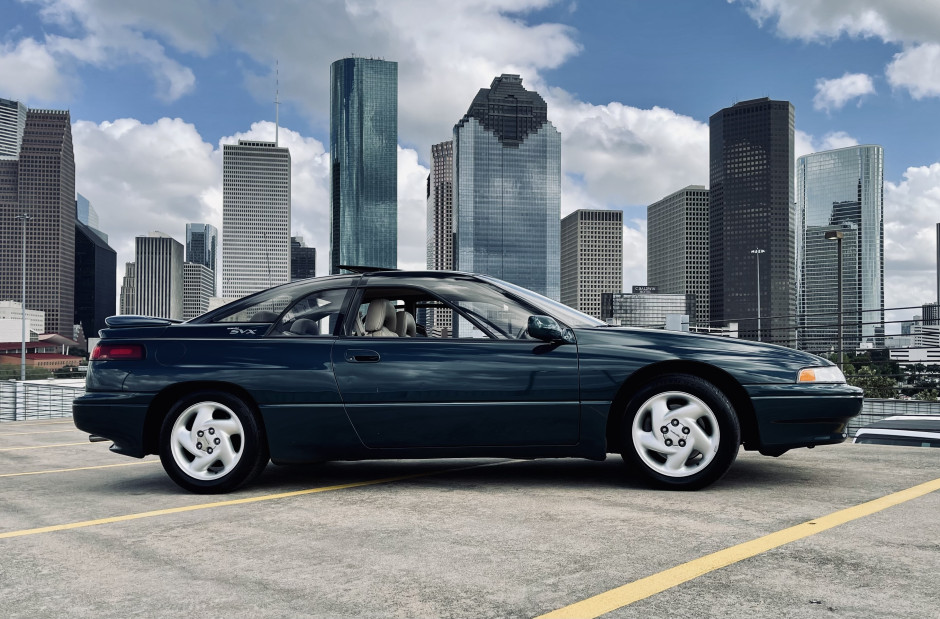 Lucy B's 1994 SVX LSi
