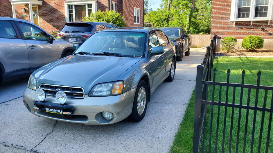Robert N's 2002 Outback VDC Sedan
