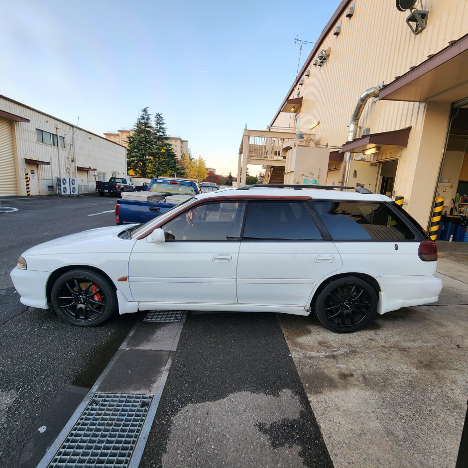 Daniel Vera's 1998 Legacy GT (GT-B Limited)