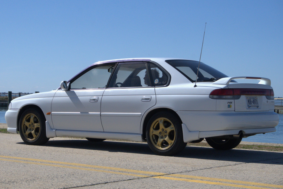 Jacob halko's 1997 Legacy GT V Limited JDM Legacy RS BD5 EJ20R Twin Turbo