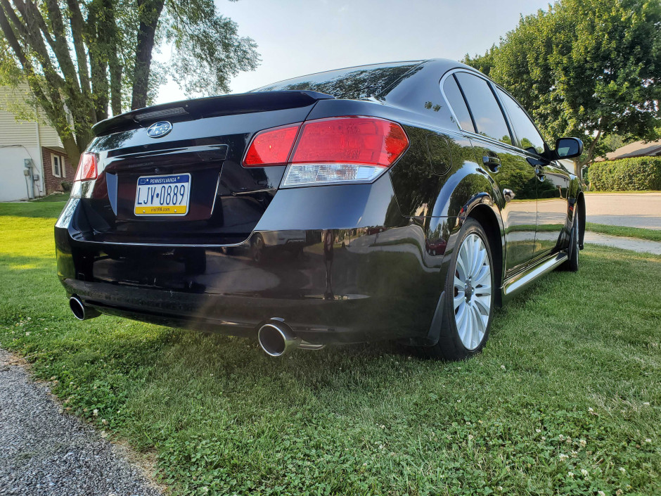 ADAM F's 2010 Legacy 2.5GT