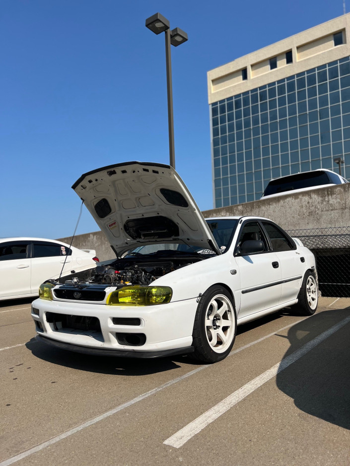 CODY H's 1999 Impreza L