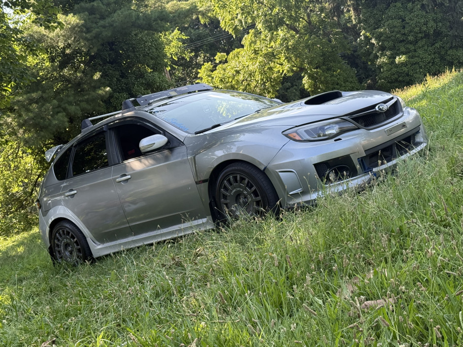 Daulton Lovelace's 2012 Impreza Outback sport