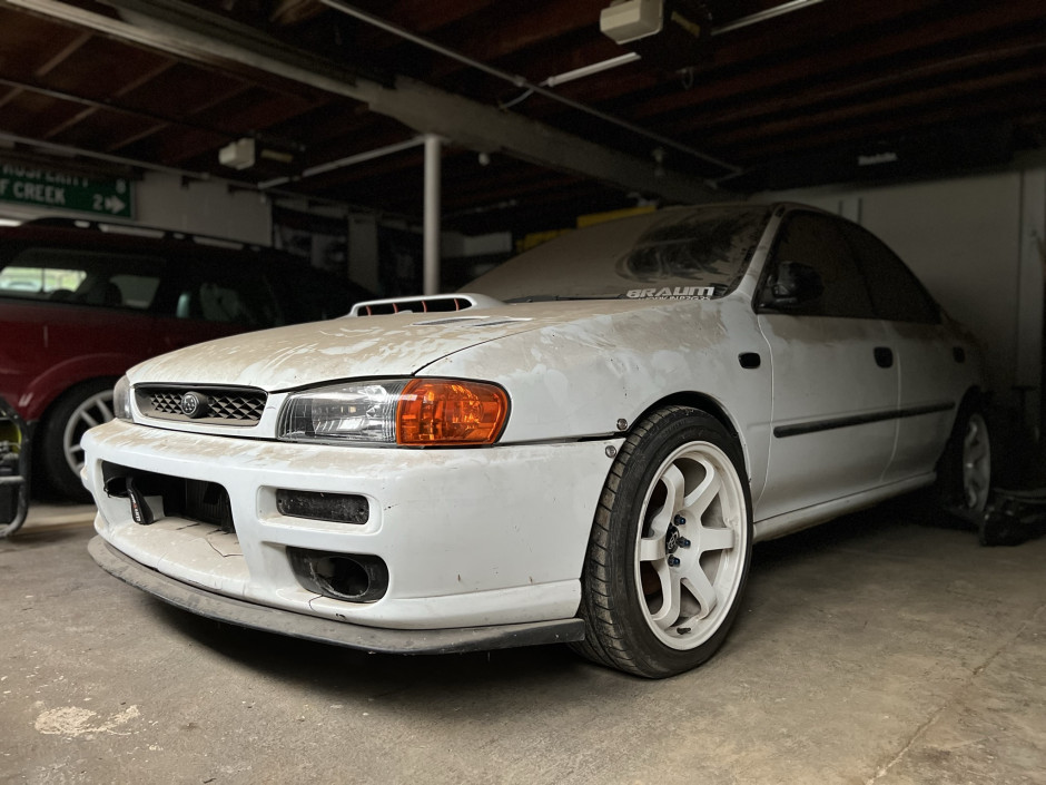 CODY H's 1999 Impreza L