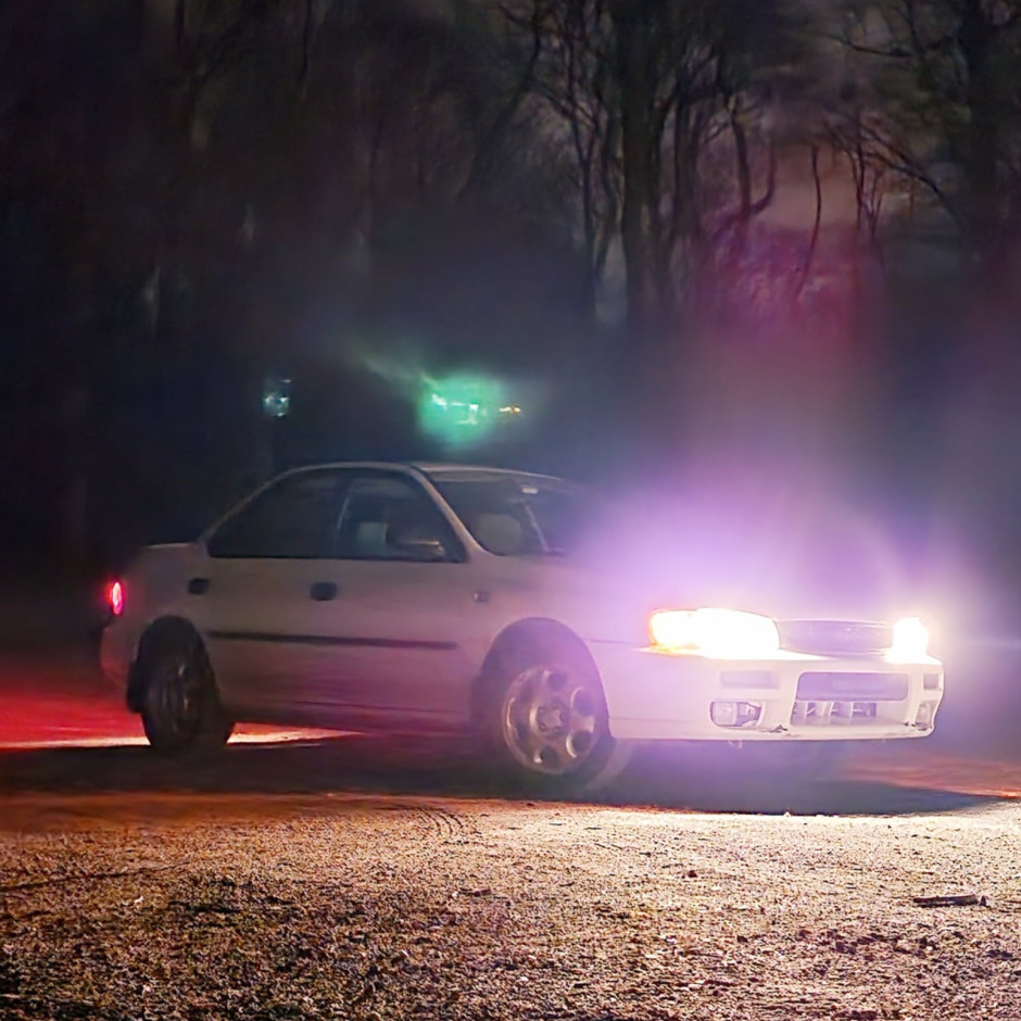 Xavier L's 1998 Impreza L