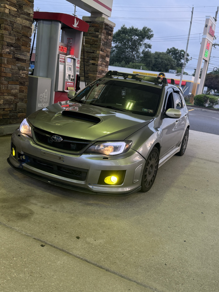 Daulton Lovelace's 2012 Impreza Outback sport