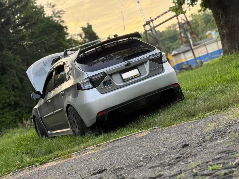 Daulton Lovelace's 2012 Impreza Outback sport