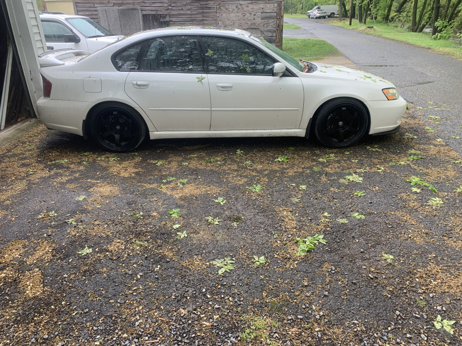 Hunter  Sipe's 2007 Legacy GT limited 