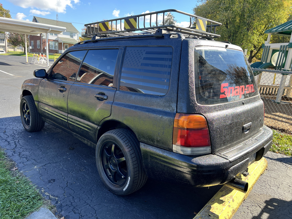 Zachary D's 1999 Forester