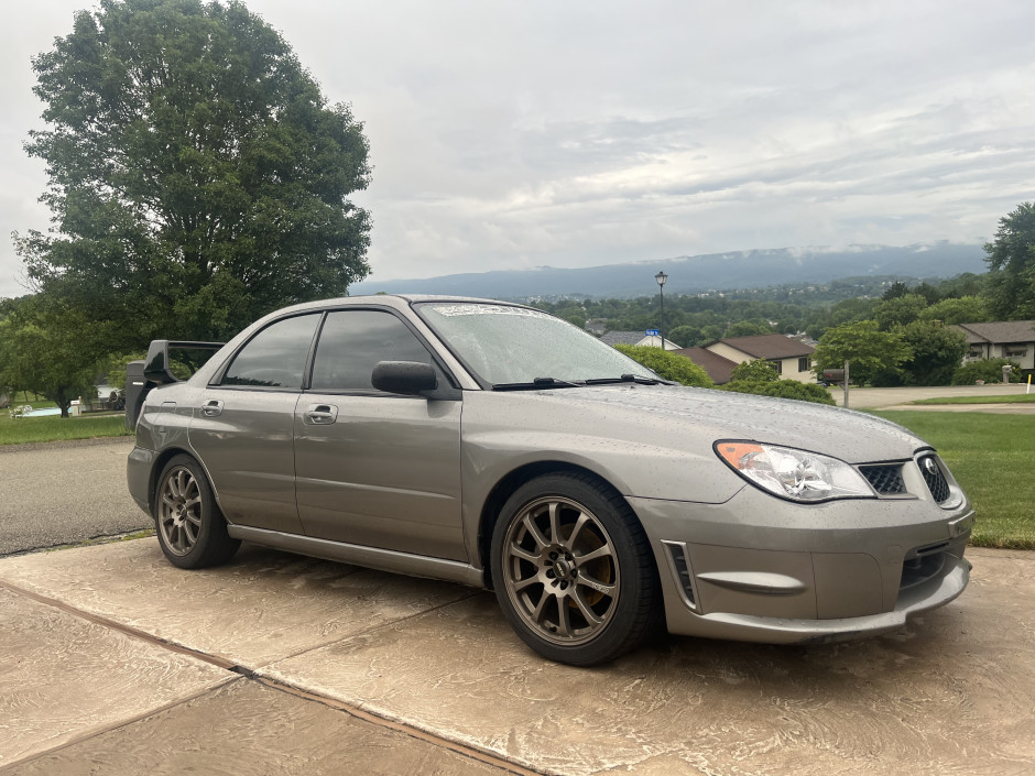 Micah F's 2006 Impreza 2.5l