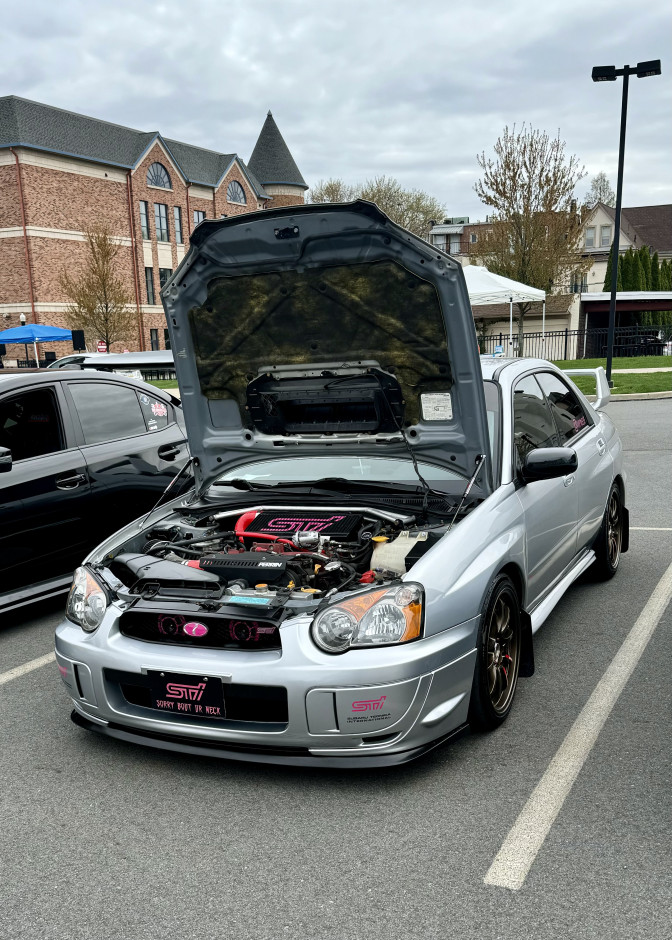 Cooper S's 2004 Impreza sti