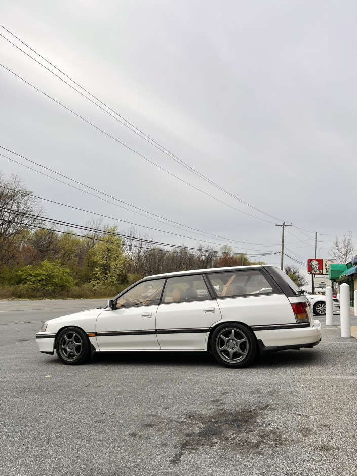 Justin W's 1990 Legacy LSi 