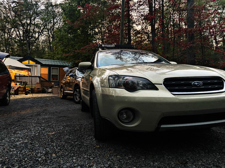 Zachary Lukens's 2006 Outback 3.0 R