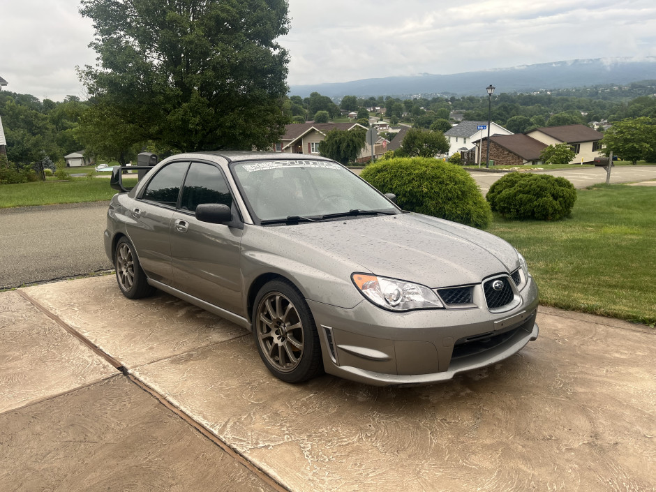 Micah F's 2006 Impreza 2.5l