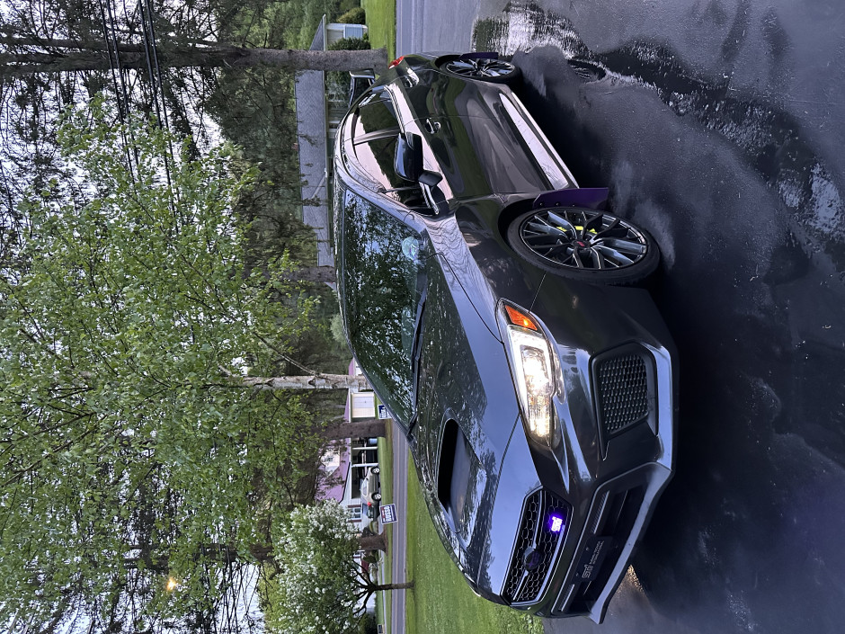 Elijah Tabatabai 's 2019 Impreza WRX STI Limited 