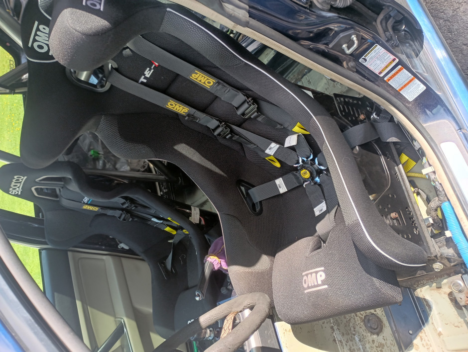 Garrett  H's 2005 Legacy 2.5 GT Limited