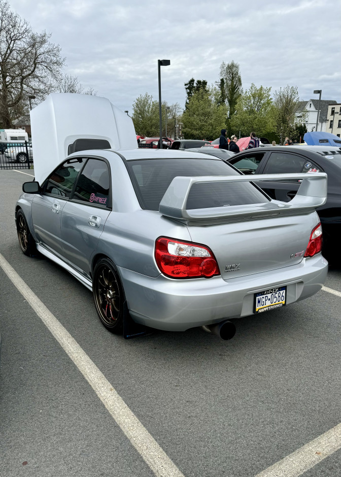 Cooper S's 2004 Impreza sti