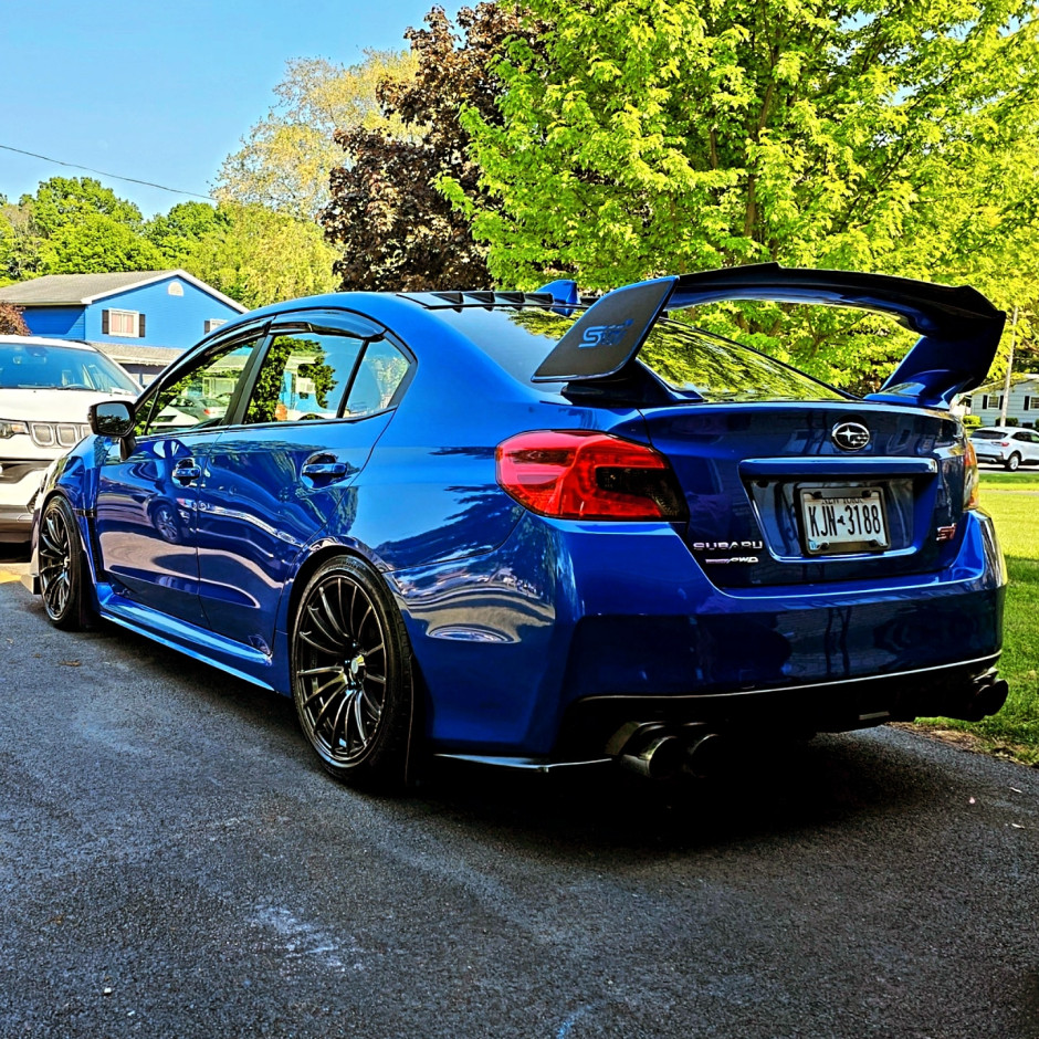 les S's 2016 Impreza WRX STI Base