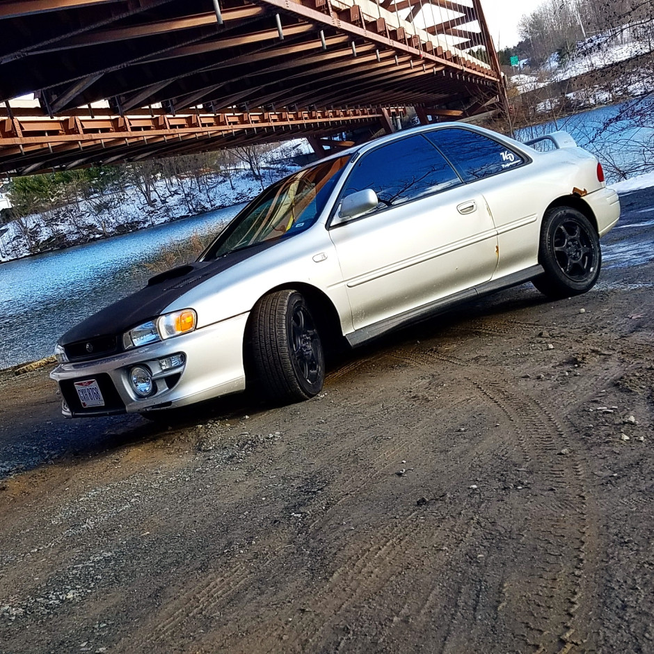 Steven S's 2000 Impreza 2.5RS