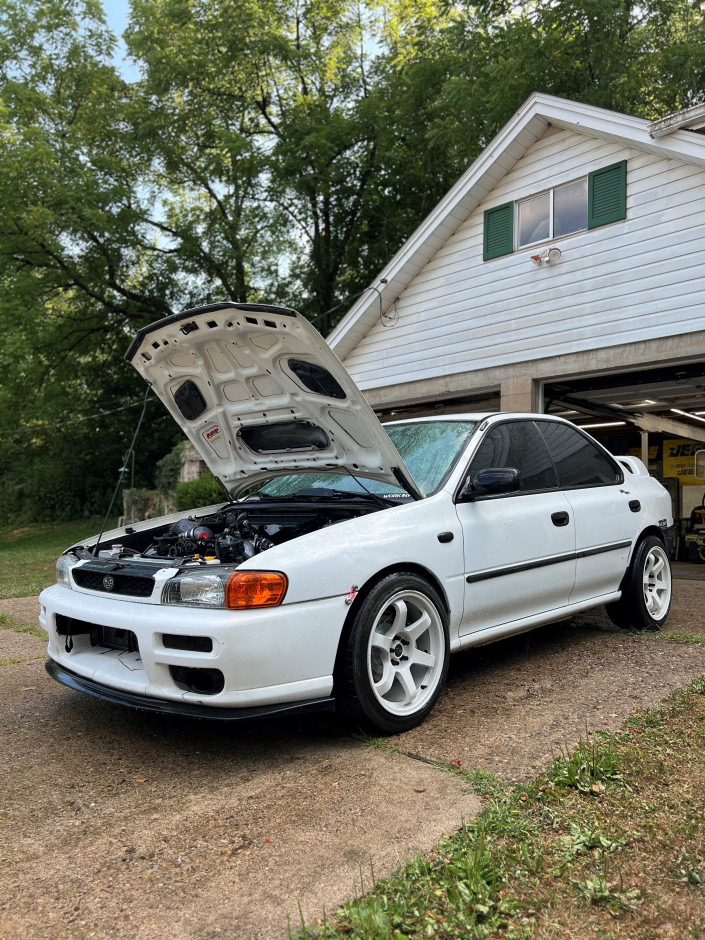 CODY H's 1999 Impreza L