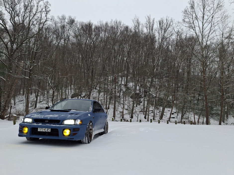 Nathaniel  Keith 's 2001 Impreza Outback sport 