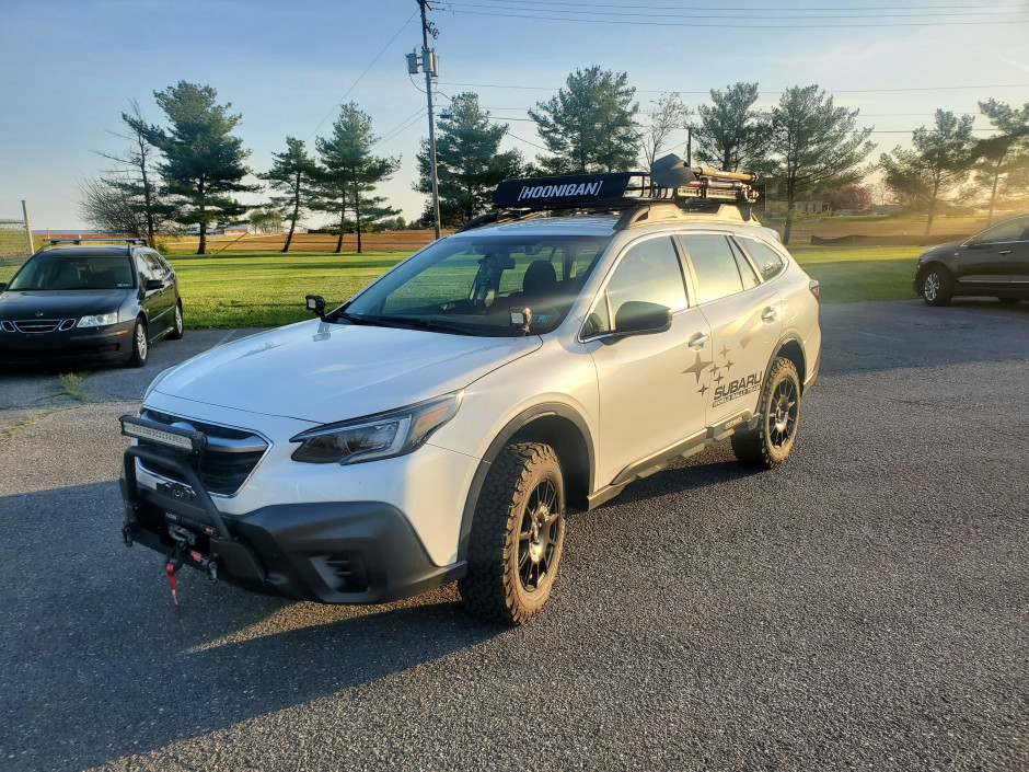 Dan herr's 2023 Outback 2.5 base