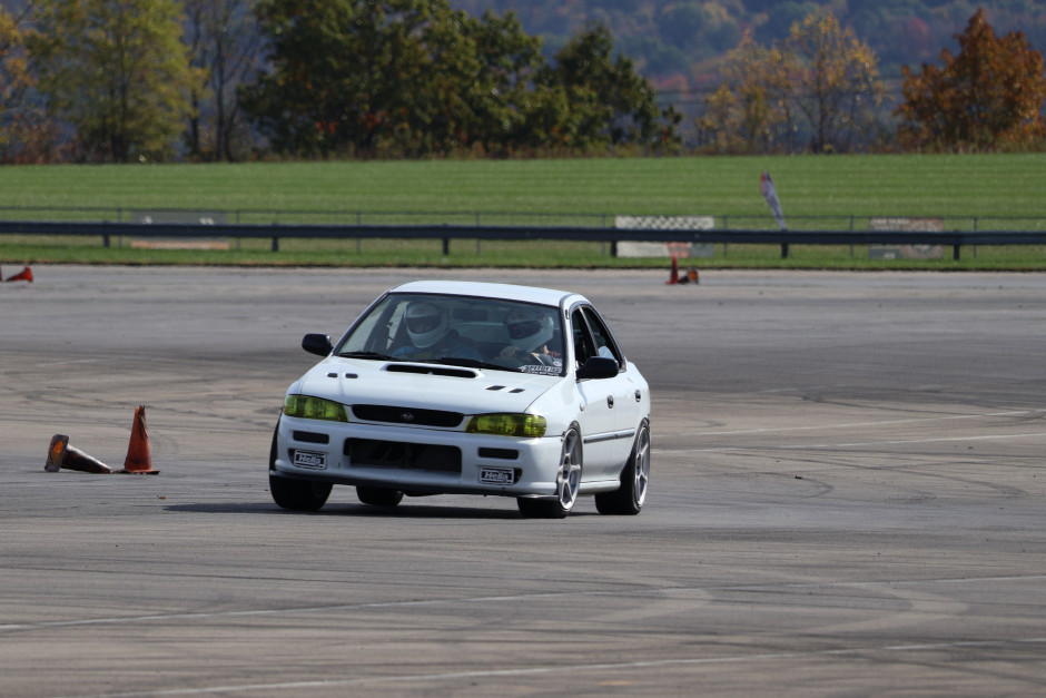 CODY H's 1999 Impreza L